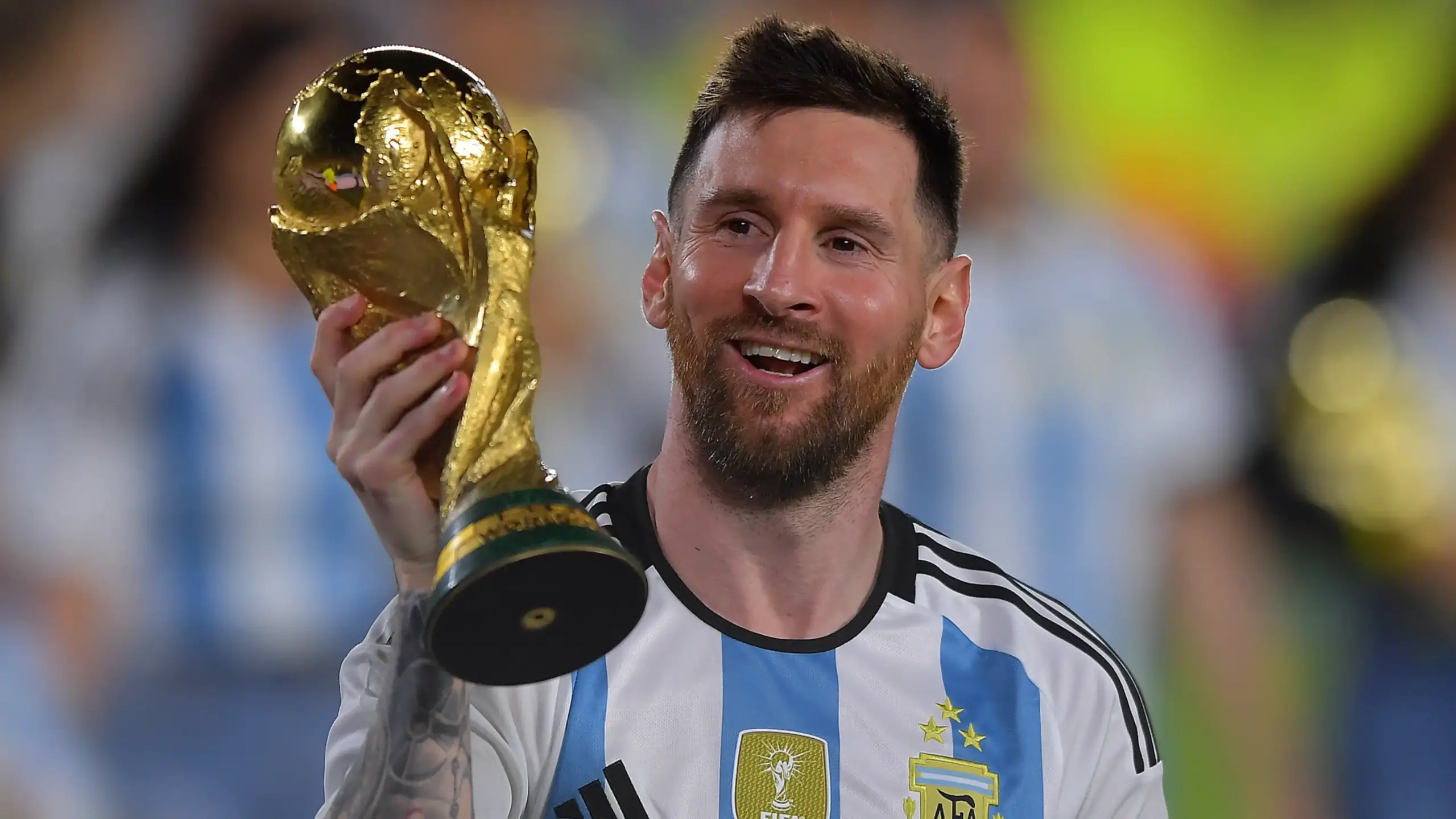 Feria en China: este es el increíble error sobre Lionel Messi que descubrió un fanático argentino