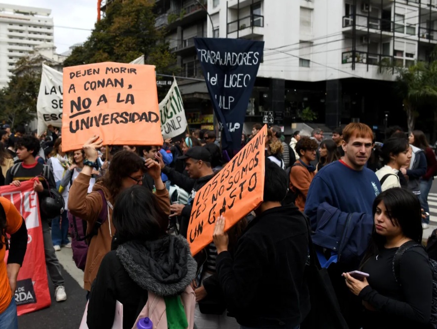 La UNLP en riesgo: sigue la lucha docente por los salarios