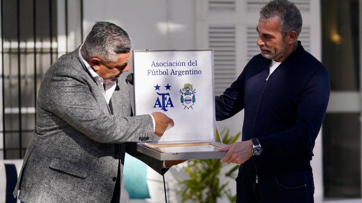 Nuevo capítulo en la disputa entre la AFA y Estudiantes: Ferreiro elogia a Gimnasia y critica al Pincha