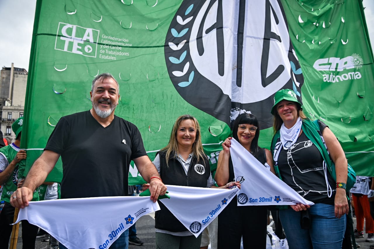 ATE se movilizó masivamente en todo el país al grito de Memoria, Verdad y Justicia