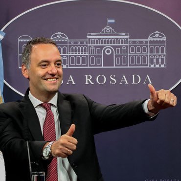 Piden la renuncia de Manuel Adorni tras anunciar su candidatura en CABA