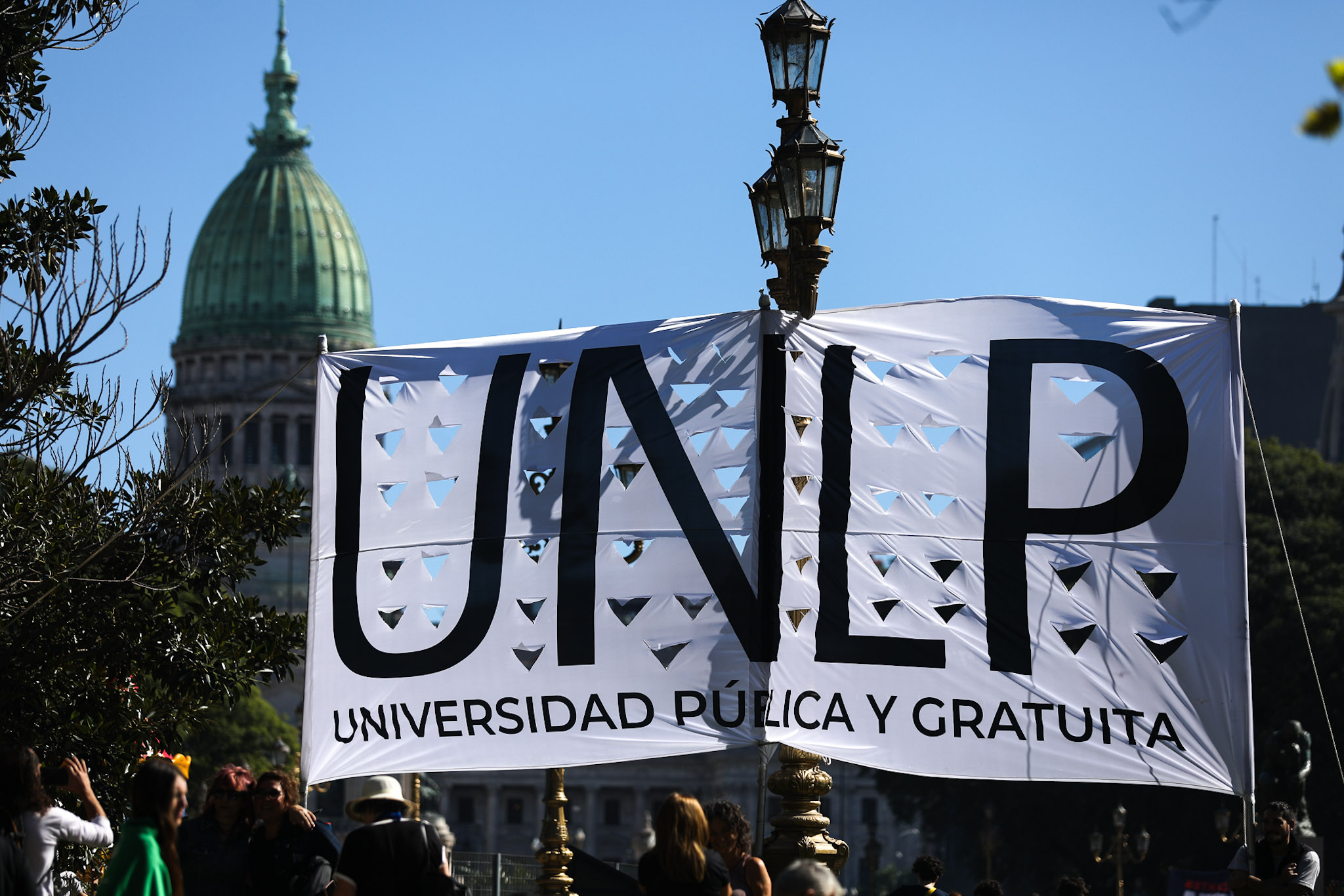 Paro Universitario en defensa del presupuesto y los salarios