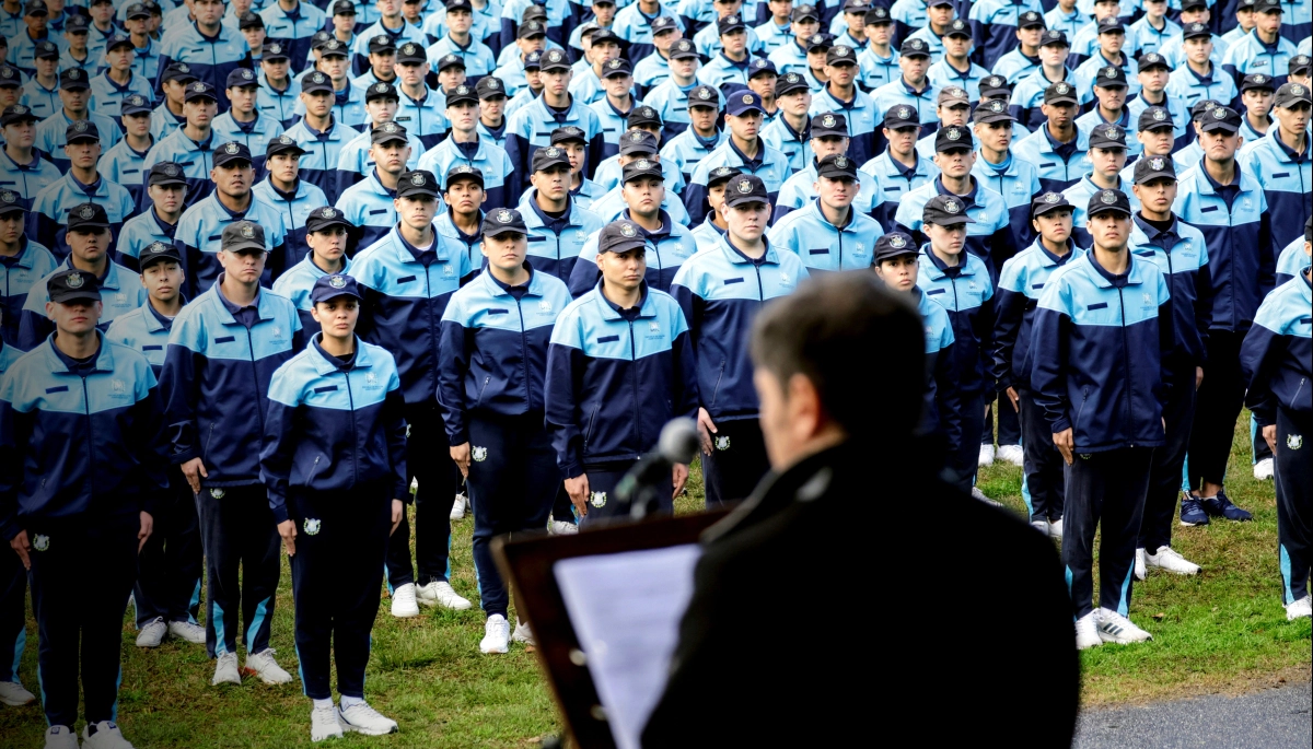 Purga en la Bonaerense: el gobierno de Axel Kicillof cesanteó a 24 oficiales por vínculos con La Libertad Avanza