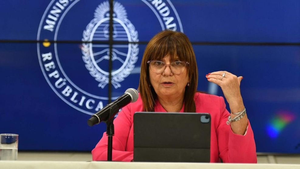 Patricia Bullrich respaldó a Bondarenko y apuntó contra Kicillof por la cesantía de 24 policías