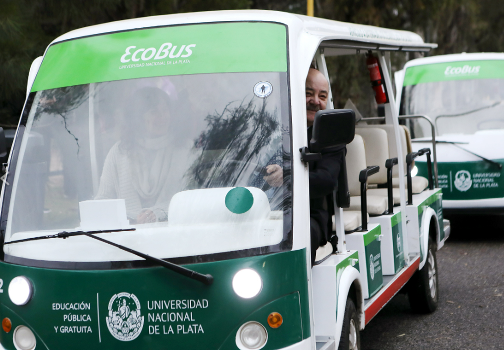 Vuelve el Ecobus al Bosque: la UNLP acelera hacia un futuro más verde