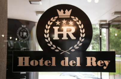 Hospedaje con beneficios: cómo operan las tarifas corporativas en los hoteles de La Plata