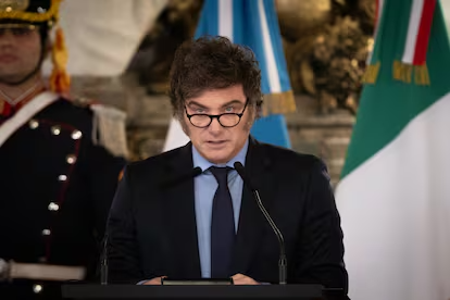 La Libertad Avanza afina su estrategia para disputar el Senado en ocho provincias clave