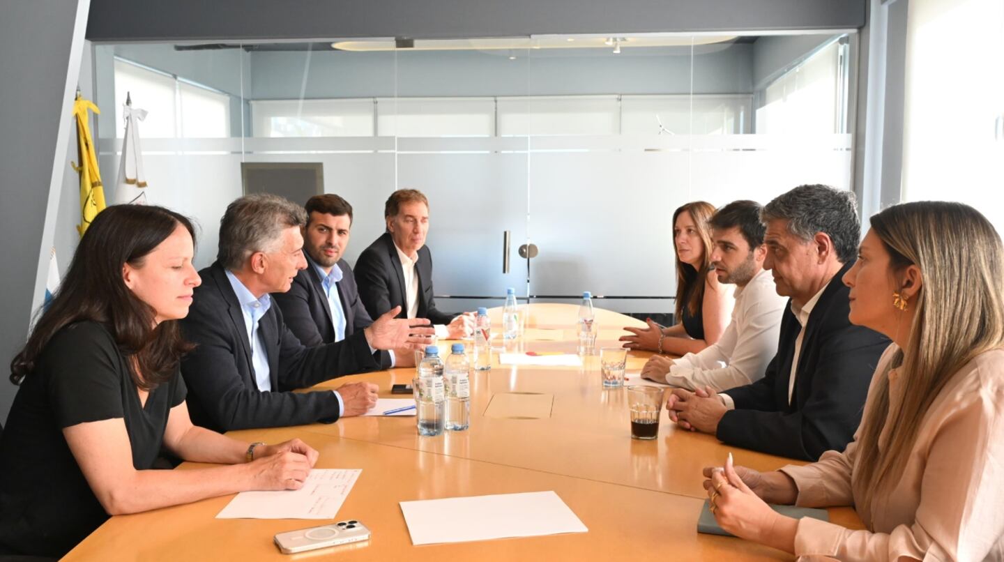 Macri reunió al PRO y delegó en su primo Jorge la definición del acuerdo con LLA en CABA