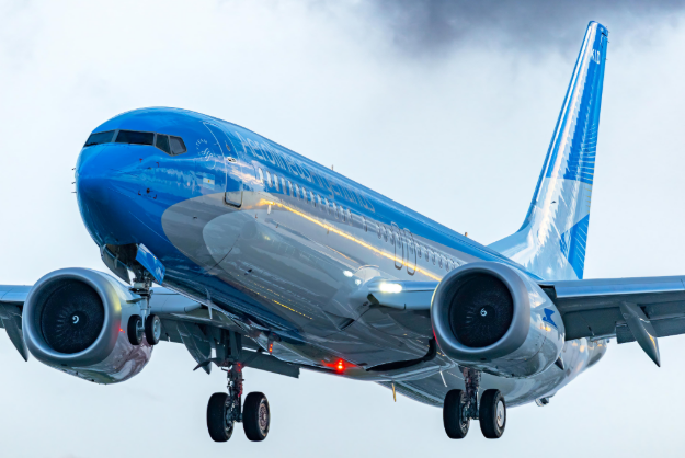 Cielos en expansión: el mercado aéreo argentino acelera con promociones y récords para el verano 2025-2026