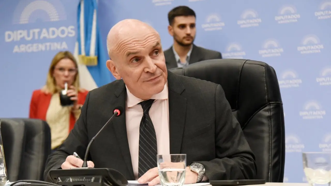 José Luis Espert renuncia a su candidatura a diputado por Buenos Aires tras escándalo financiero