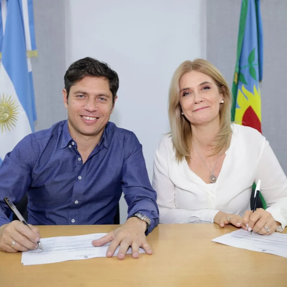 Kicillof acelera el armado seccional mientras se define la conducción del PJ bonaerense