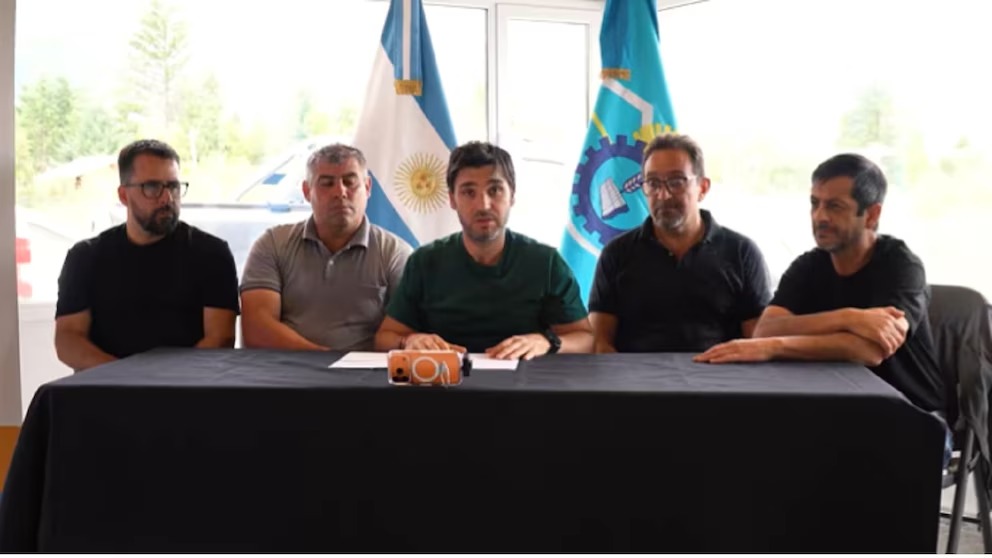 Emergencia ígnea en la Patagonia: gobernadores, aliados del Gobierno y presión creciente para habilitar el debate en el Congreso