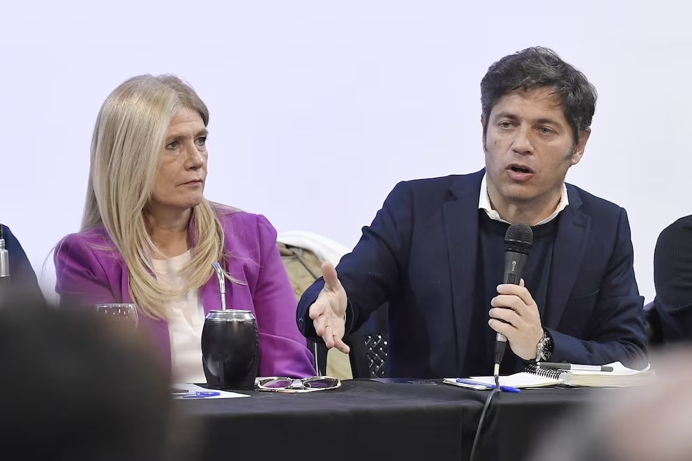 “Entre listas locales y la presidencia del PJ: la jugada política de Kicillof en Buenos Aires”