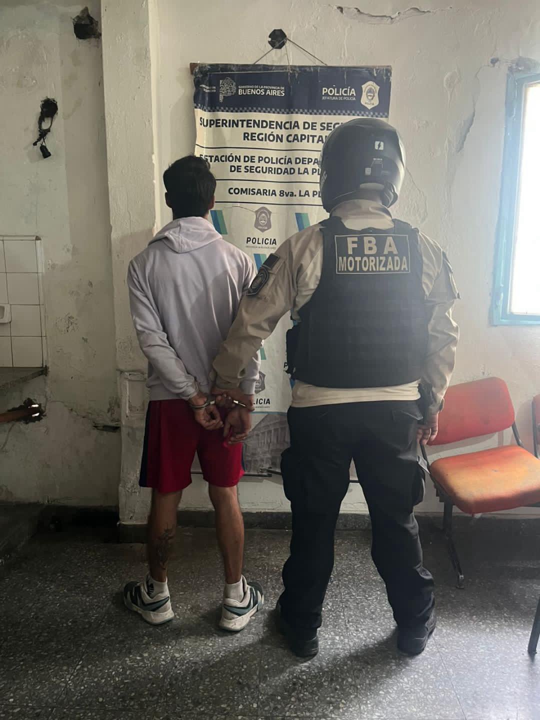 Intento de robo frustrado en La Plata: rápida intervención policial evitó un asalto en una vivienda del sur de la ciudad