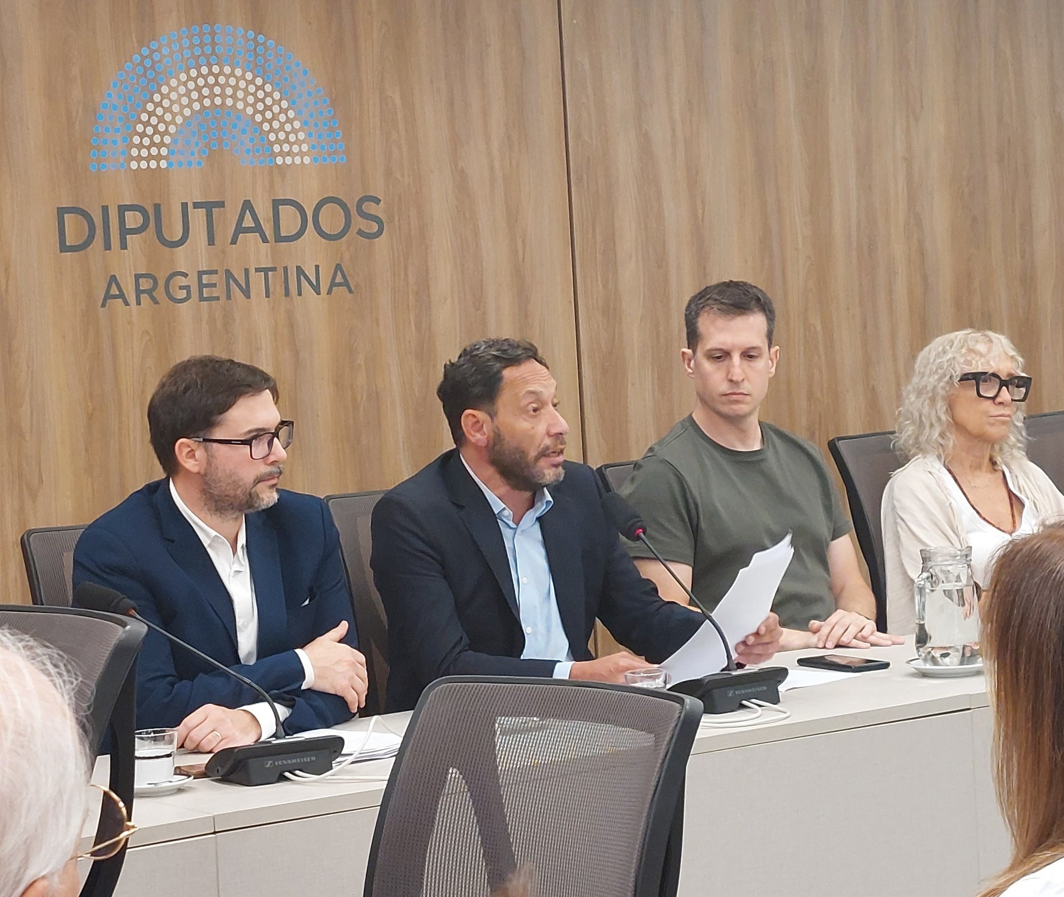 Caso $LIBRA: detectan transferencias millonarias, contratos secretos y sospechas de información privilegiada