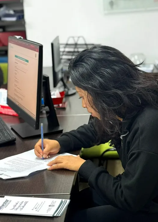 Conectividad para estudiar: cómo funciona la entrega de chips gratuitos en la UNLP y a quiénes alcanza