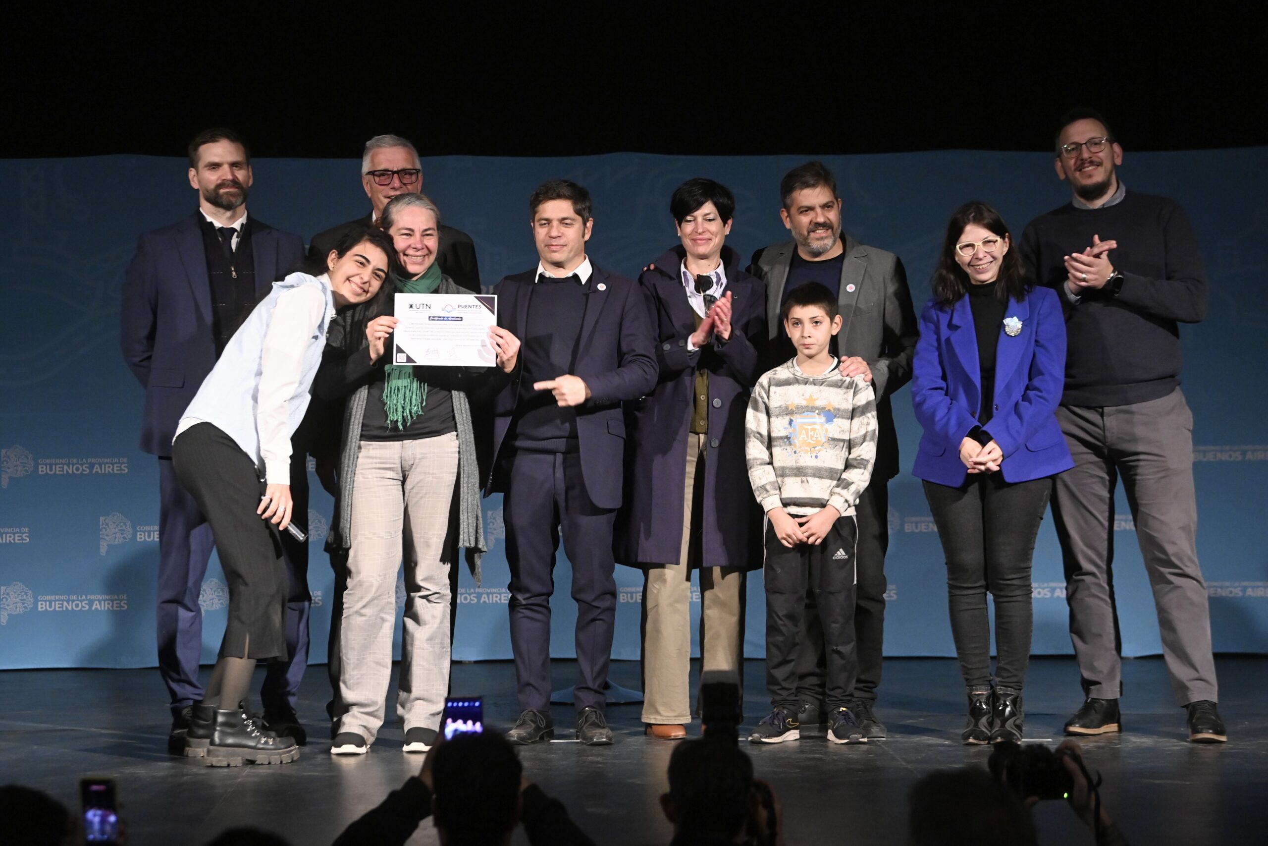 Kicillof entregó viviendas, inauguró un centro universitario y amplió derechos en General Belgrano