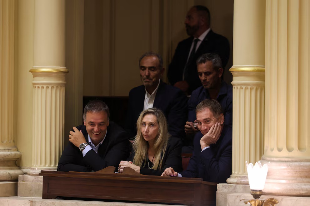 Milei mueve fichas para 2027: la Casa Rosada negocia acuerdos con gobernadores aliados y redefine el mapa electoral