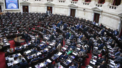 Diputados en una sesión decisiva: el oficialismo acelera el Súper RIGI y el acuerdo con holdouts en medio de una fuerte pulseada política