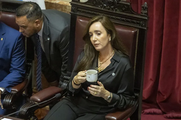Crece la presión contra Adorni en el Senado: Villarruel, el PRO y el PJ exigen que se presente en junio