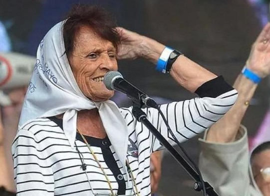 Murió Taty Almeida: el adiós a una de las últimas grandes referentes de Madres de Plaza de Mayo