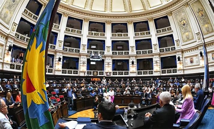 Despidos, cierre de fábricas y empleo: qué se debate en la Legislatura bonaerense y por qué preocupa a miles de trabajadores