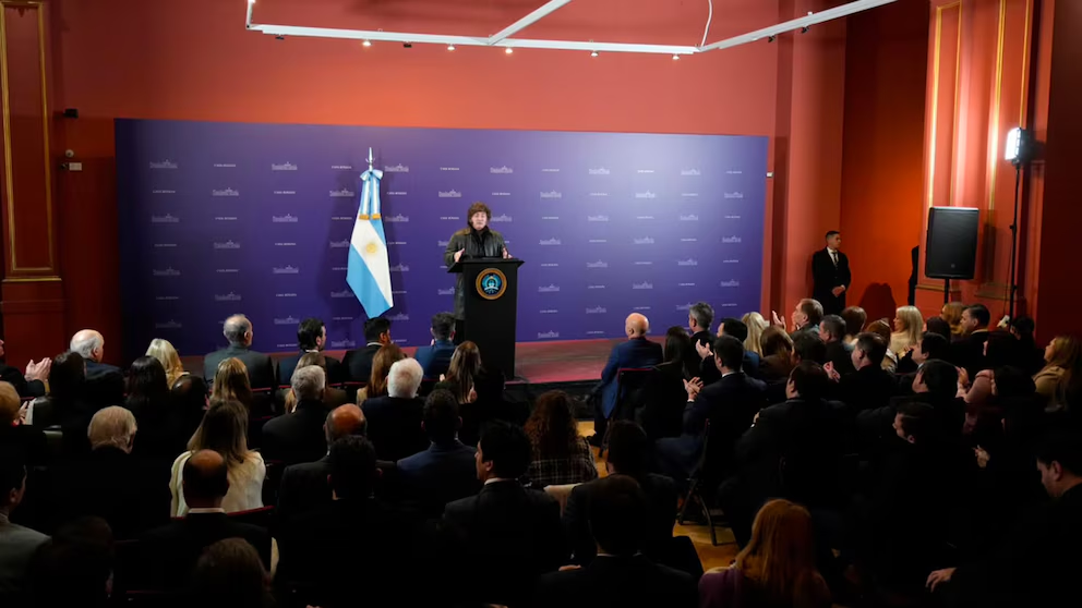 Milei define su nueva ofensiva legislativa: reforma del Banco Central, cambios políticos y revisión de Inocencia Fiscal