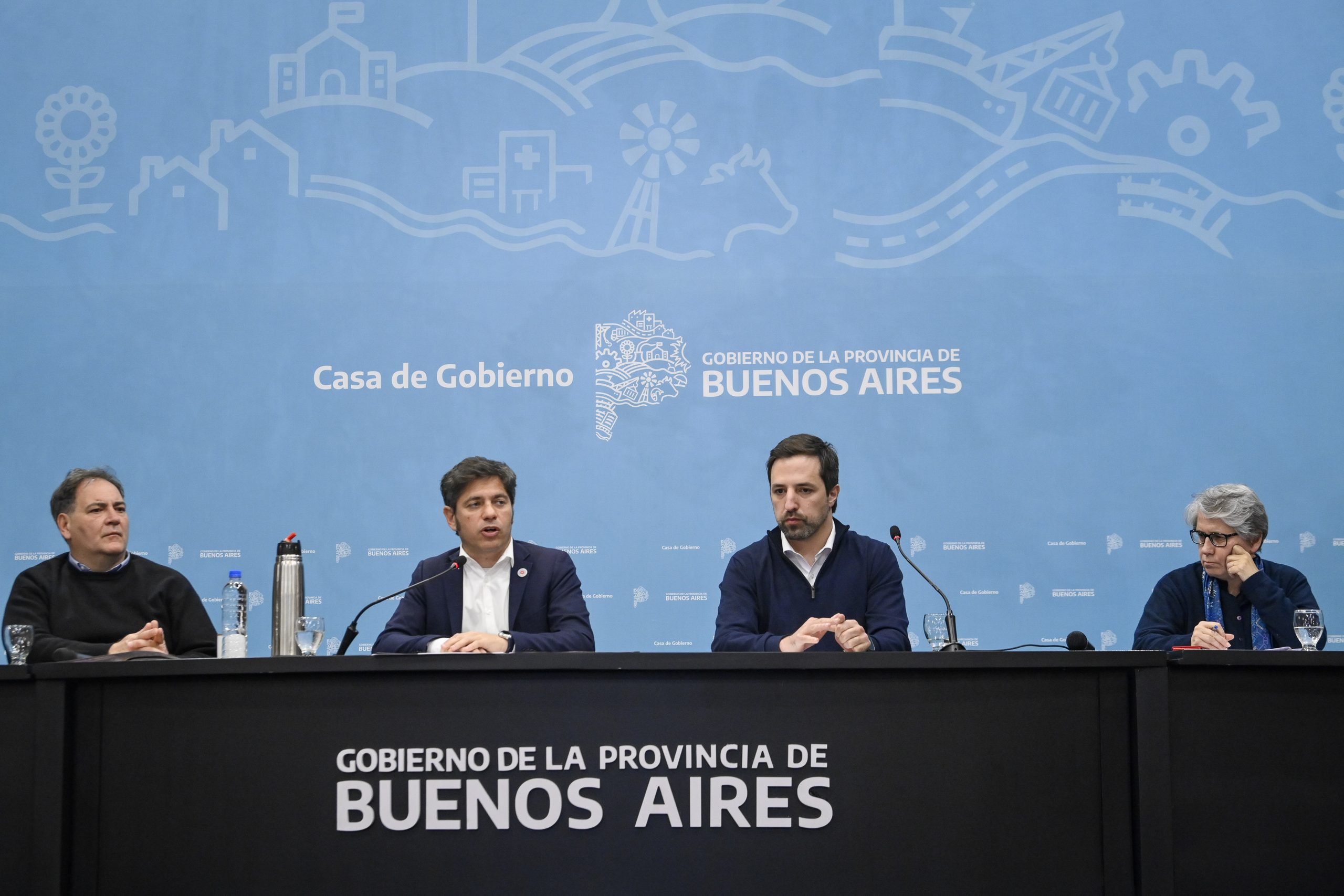 Kicillof lanzó un plan contra el suicidio: el 0800 de Salud Mental funcionará las 24 horas
