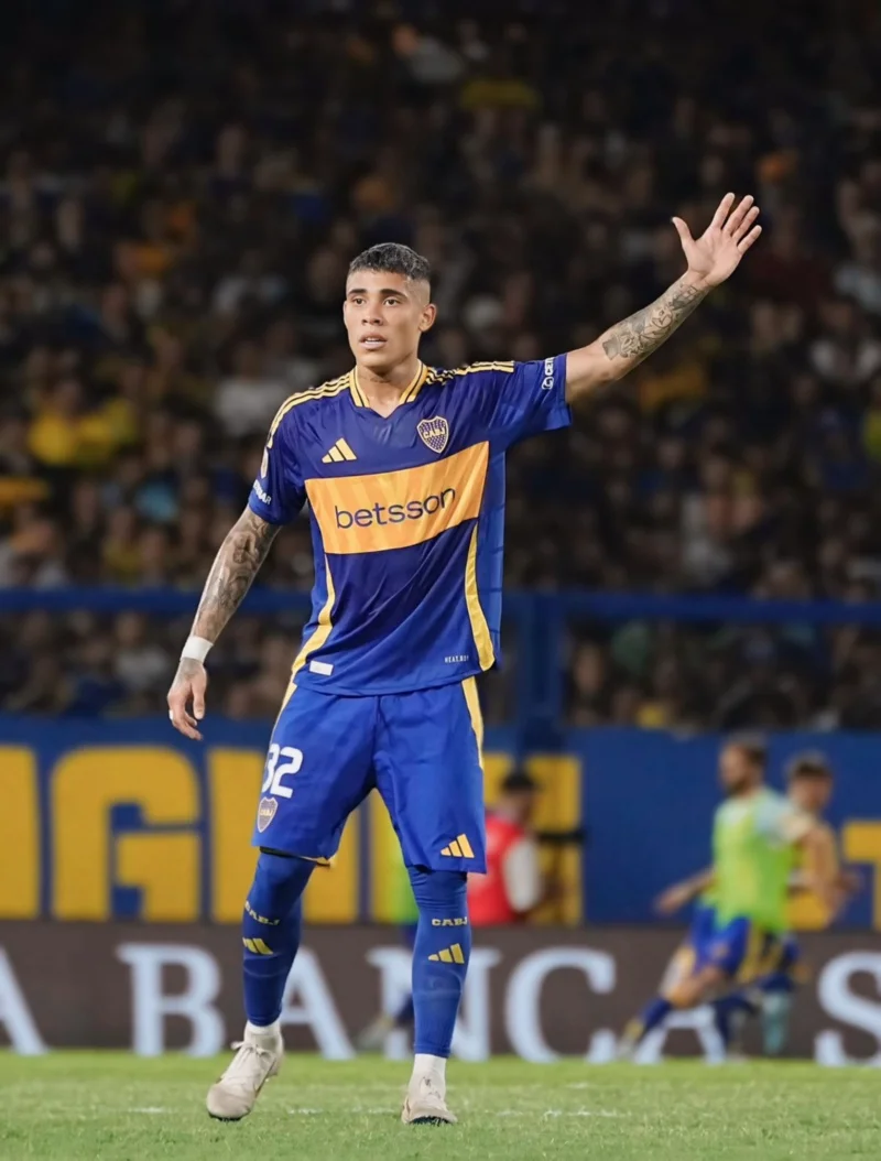 Ayrton Costa vuelve en Boca: la decisión que Arruabarrena debe tomar con Jagger Herrera