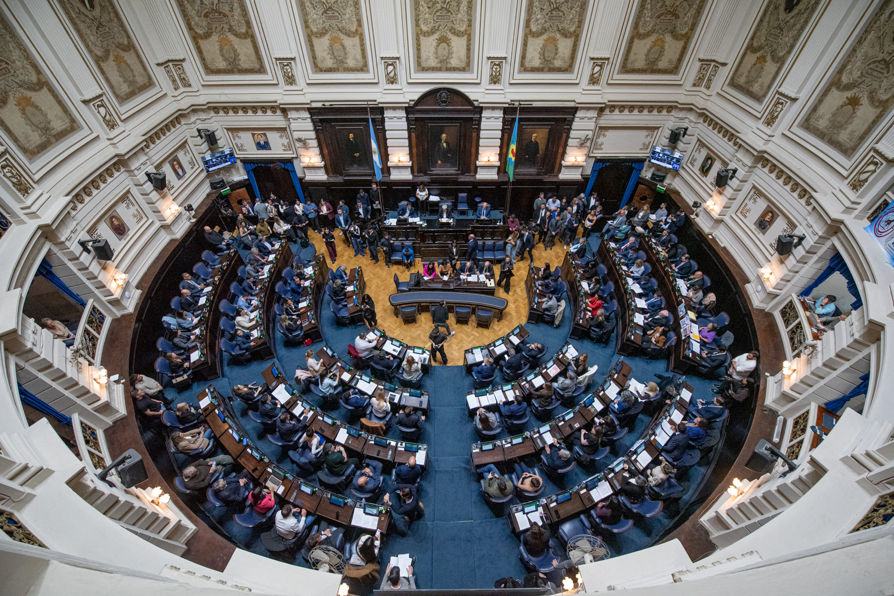 Sobreendeudamiento en Buenos Aires: Diputados aprobó nuevas medidas para proteger a las familias