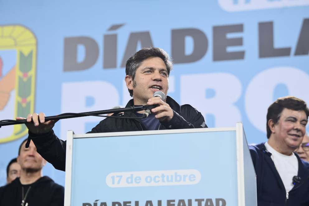 Kicillof defendió a Cristina Kirchner, apuntó a Milei, para cerrar lanzó un mensaje rumbo a 2027